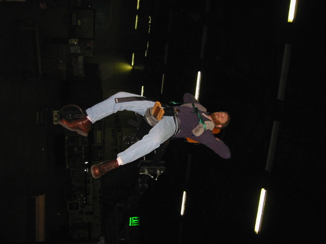 102-0245_img