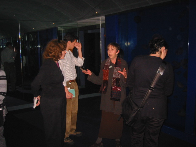 111-1184_img