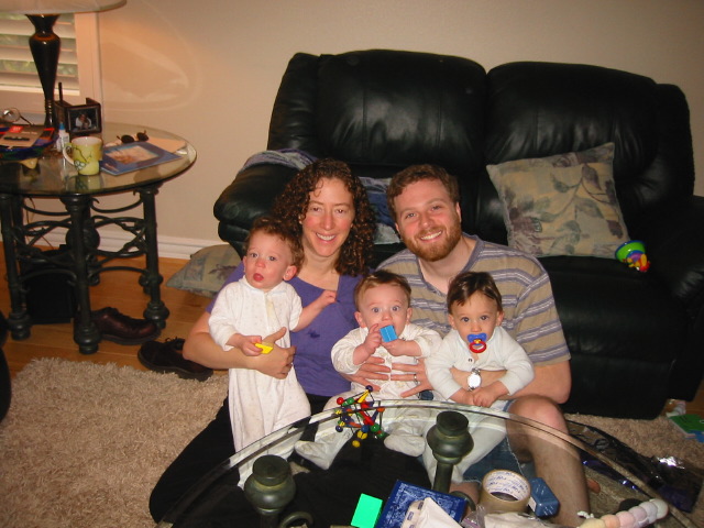 104-0479_img