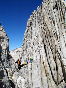 Matthes crest the notch between the N and S summits