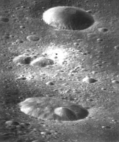 lunar crater illusion image